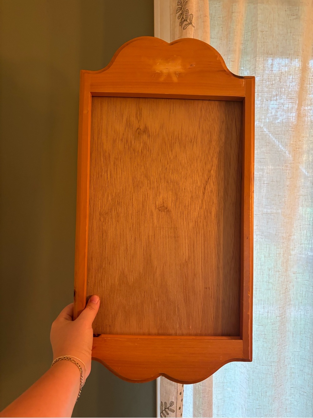 🌿 Vintage Wooden Scalloped Wall Plaque | Rustic Farmhouse Cottagecore Decor